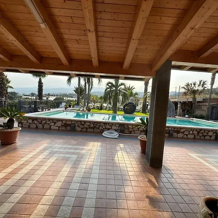 La Perla Bianca Villa Calatabiano